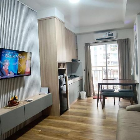 Classy! 2Br Apartment - Modern Comfort In West Jakarta Cbd Exterior foto